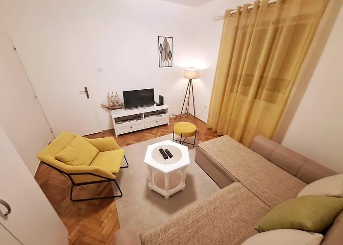Red House Apartment
