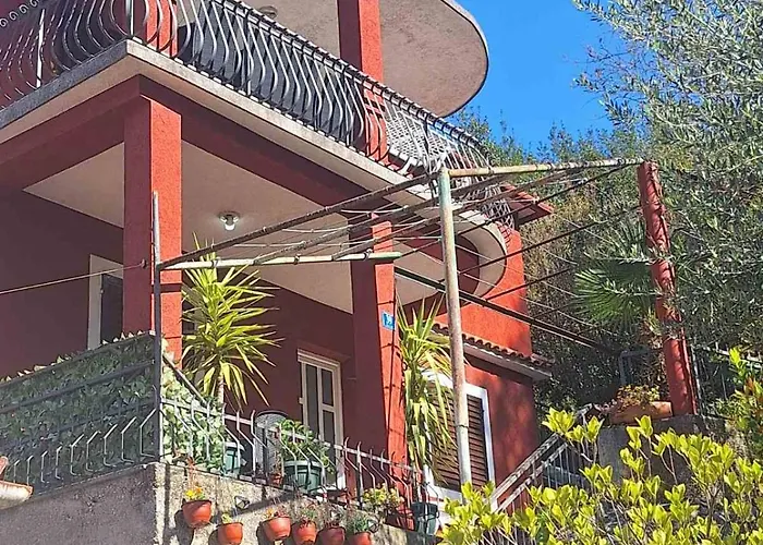 Red House Apartment